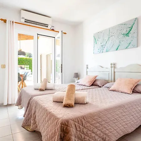 Mencia By 别墅 奥尔加